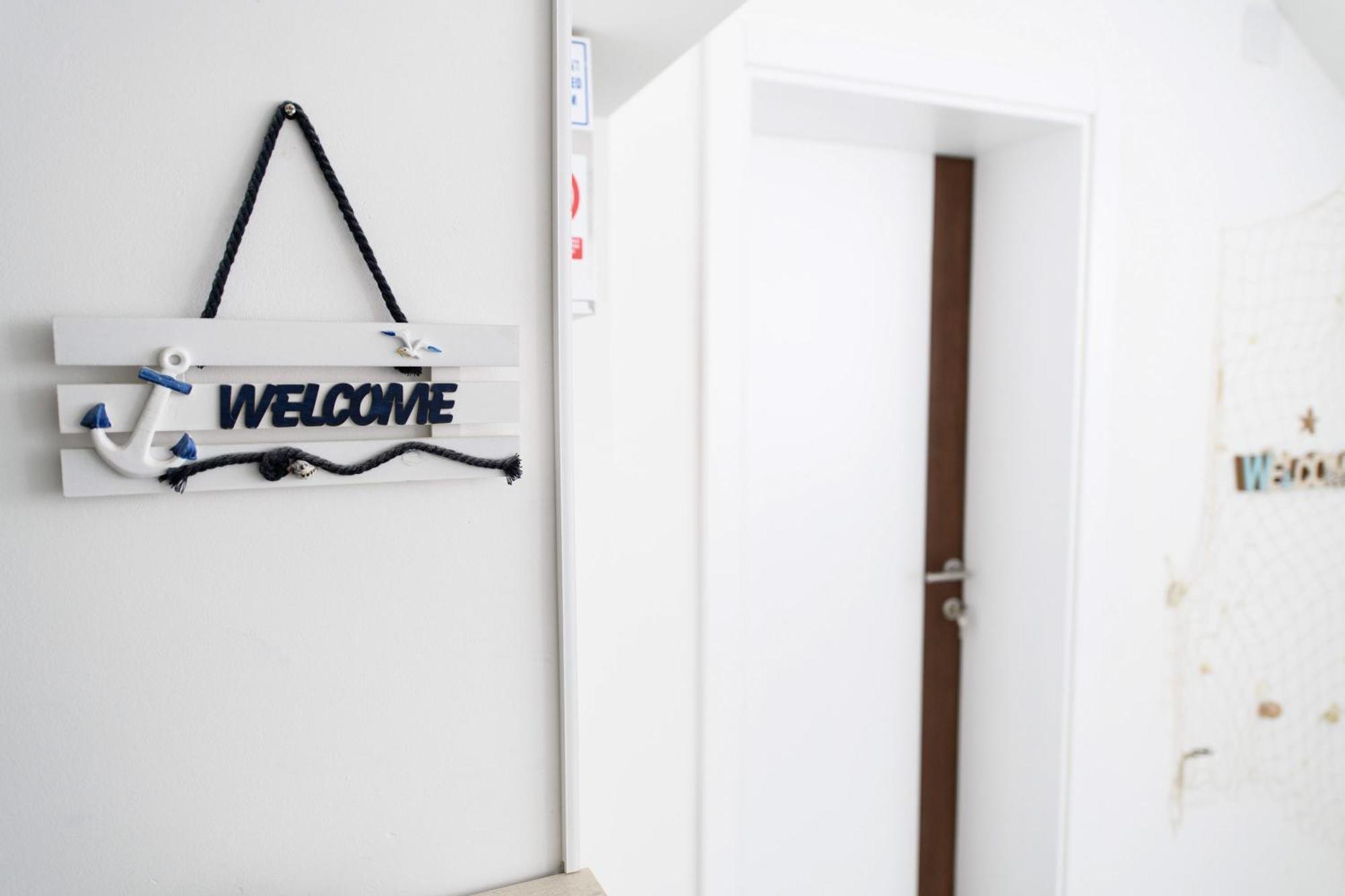 Apartments Near Central Beach With Free Parking Makarska Exterior photo