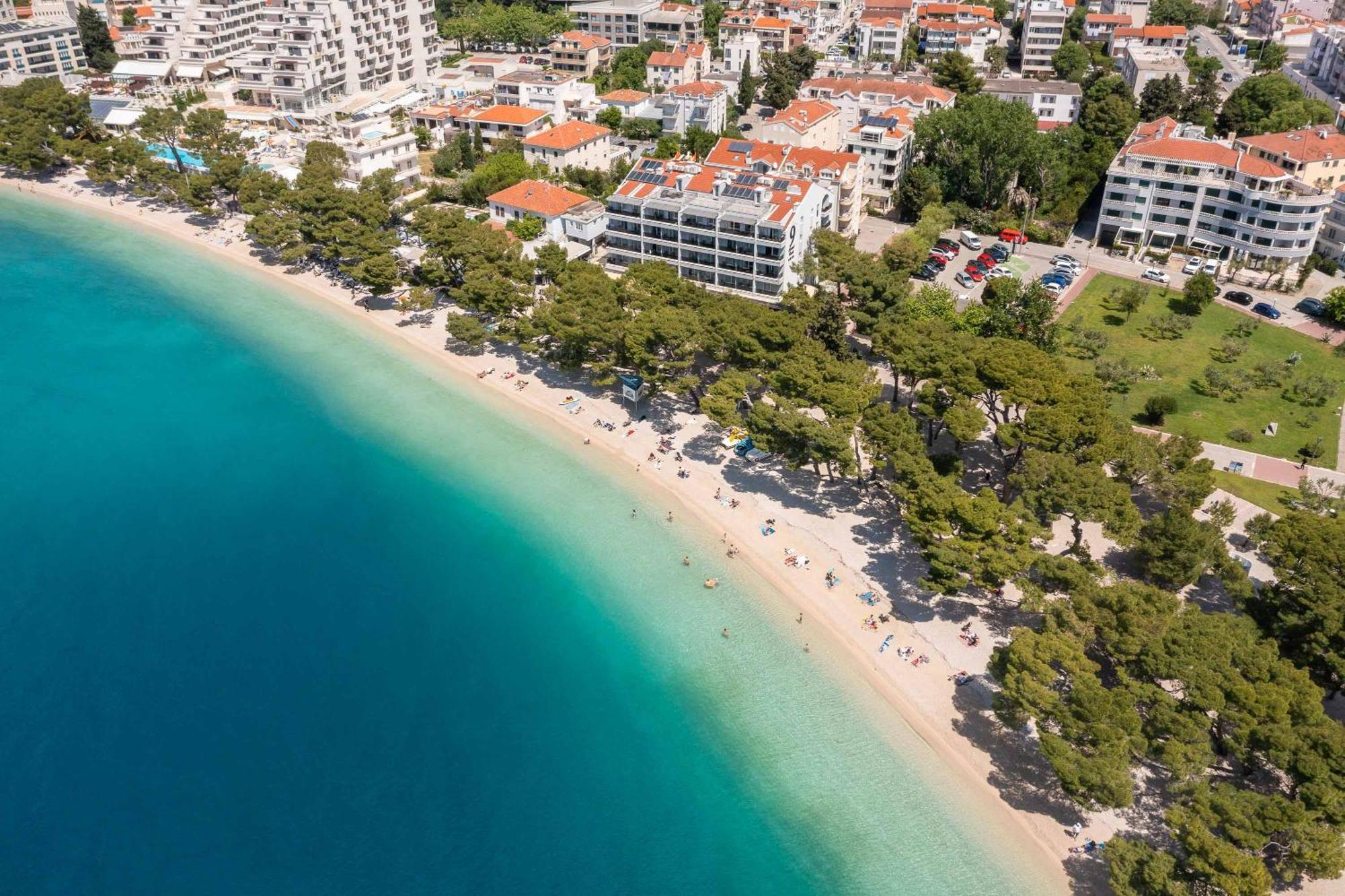 Apartments Near Central Beach With Free Parking Makarska Exterior photo