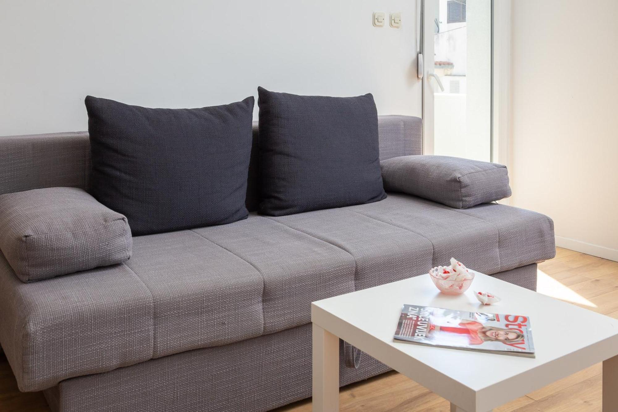 Apartments Near Central Beach With Free Parking Makarska Room photo